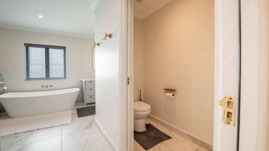 4 Bedroom Property for Sale in Green Pastures Western Cape